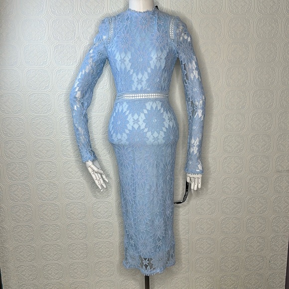 PrettyLittleThing | Dusty Blue Long Sleeve Lace Bodycon Dress - Picture 3 of 17
